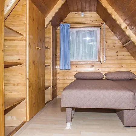 Apartmán Nice In F-8647 Balatonkeresztur W/ 2 Bedrooms Balatonmáriafürdő